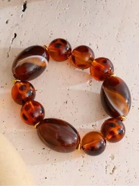 Amber Beaded Stretch Bracelet